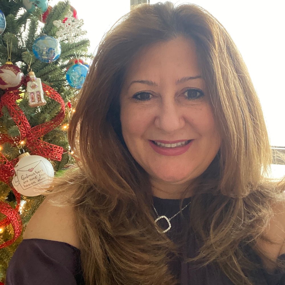 Meet your Posher, Dena